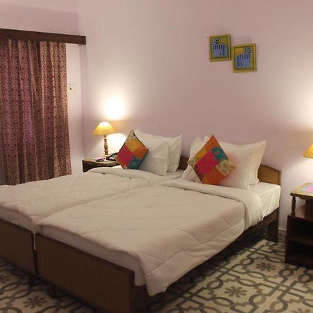 Hotel Sankhu Niwas à Bikaner Extérieur photo