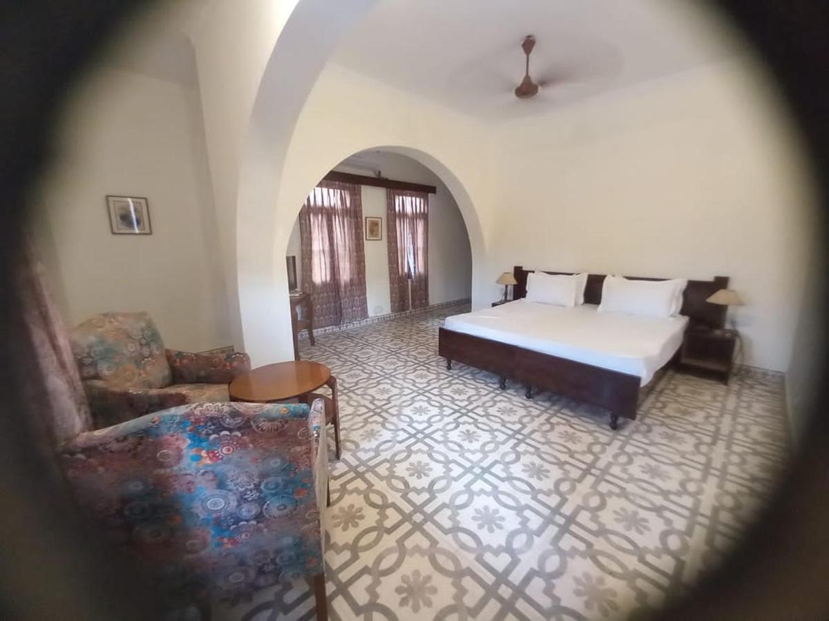 Hotel Sankhu Niwas à Bikaner Extérieur photo