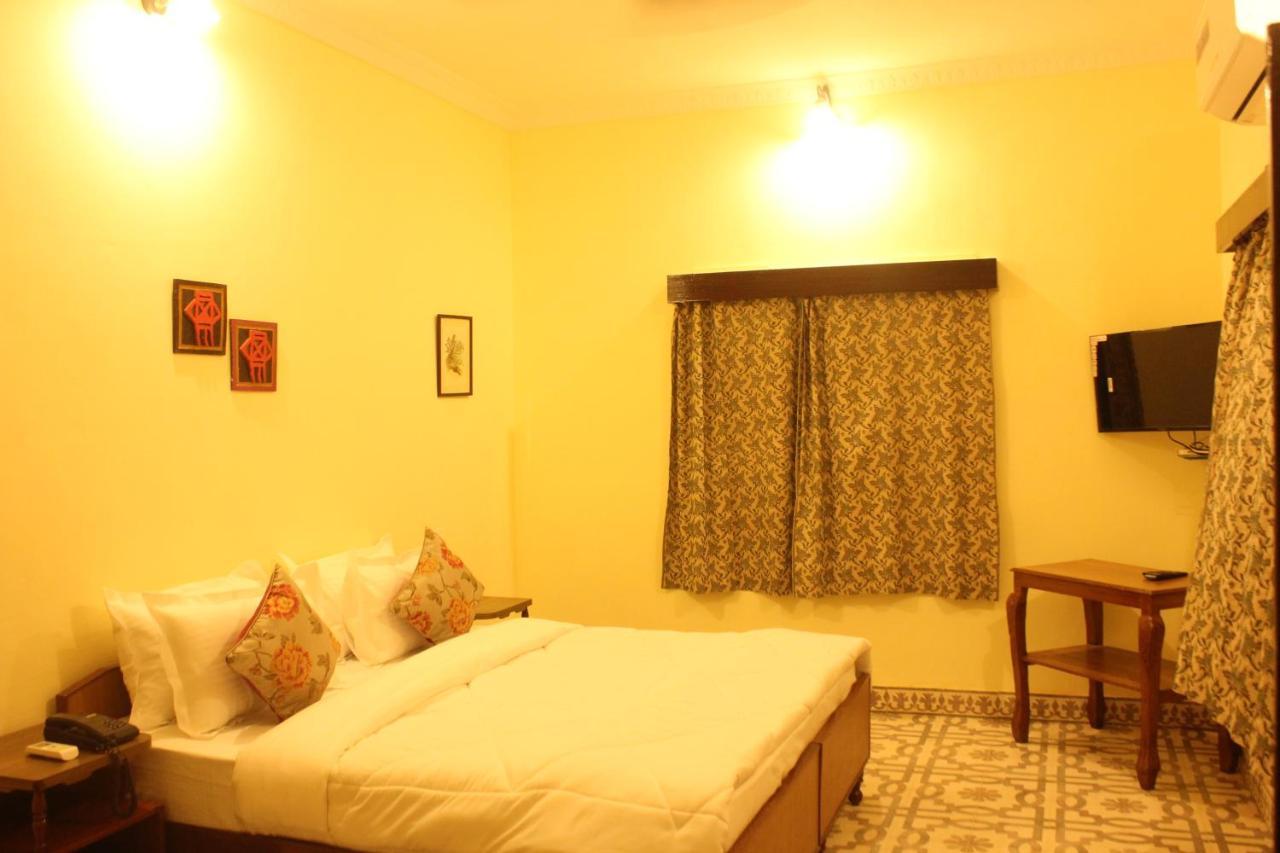 Hotel Sankhu Niwas à Bikaner Extérieur photo