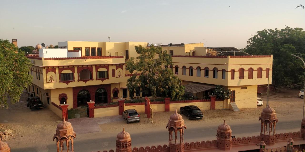 Hotel Sankhu Niwas à Bikaner Extérieur photo