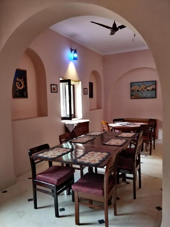 Hotel Sankhu Niwas à Bikaner Extérieur photo